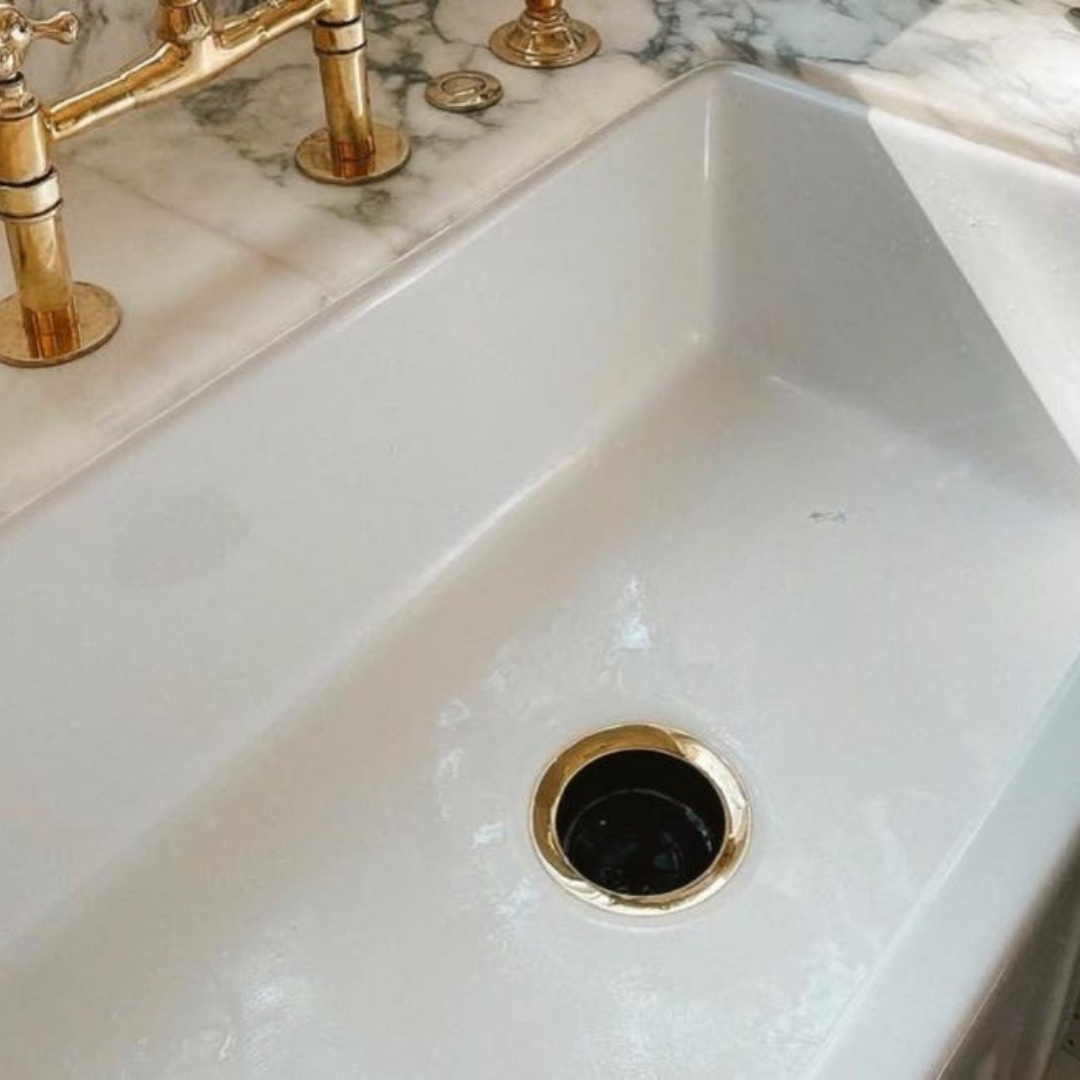 Detail of the brass disposal stopper