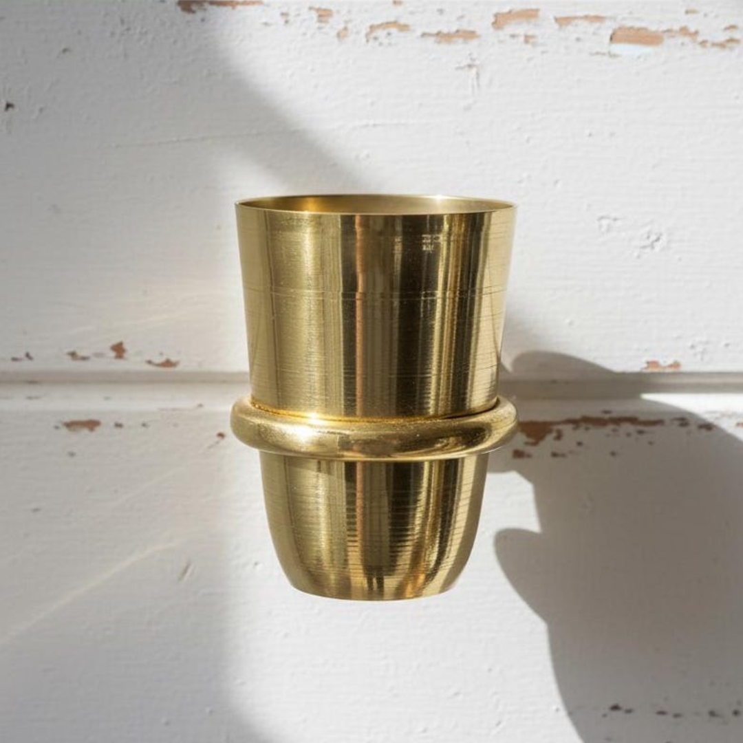 Close up of the unlacquered brass finish and hand-polished rim