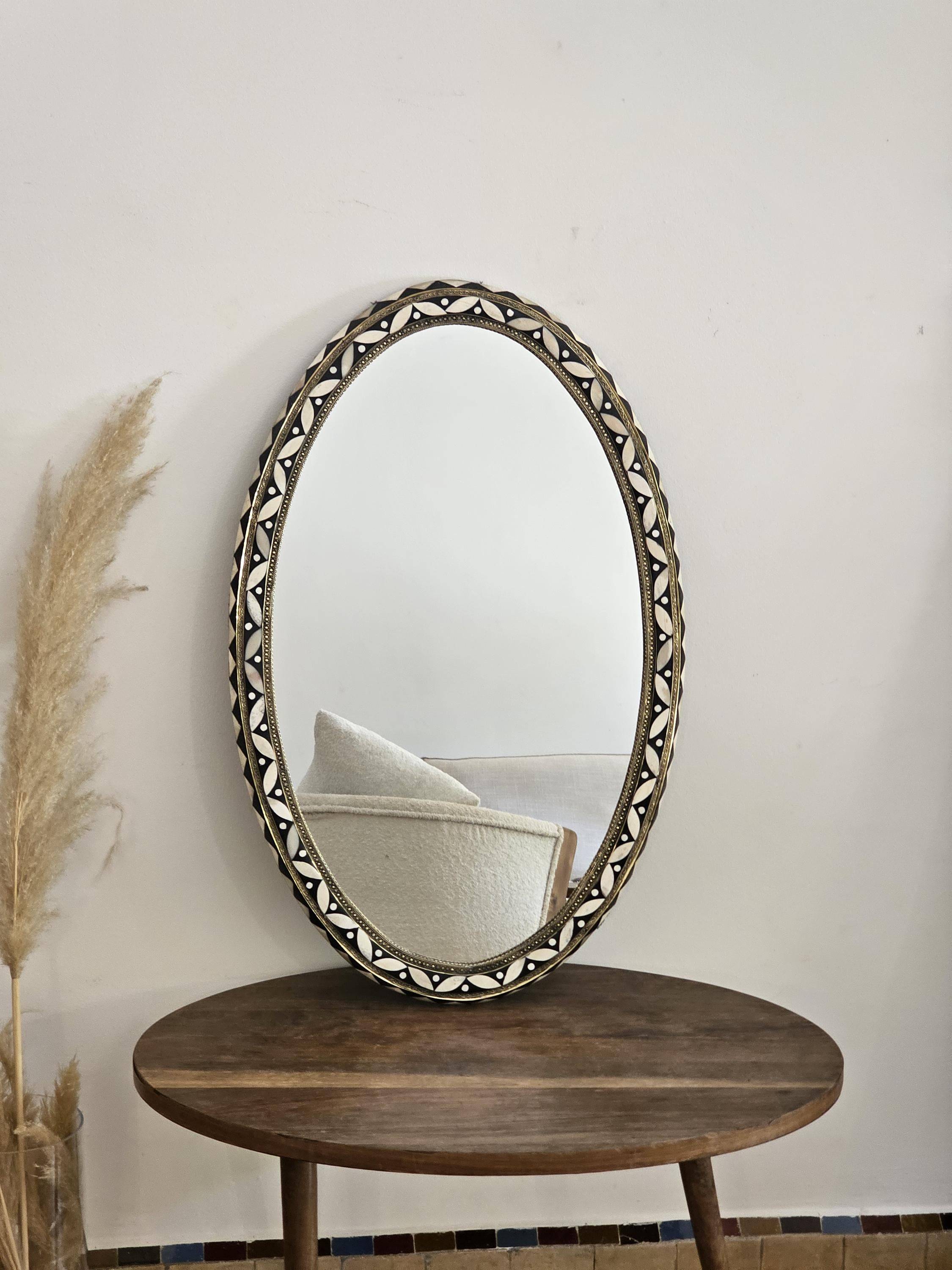 Noura bone inlay oval mirror detail