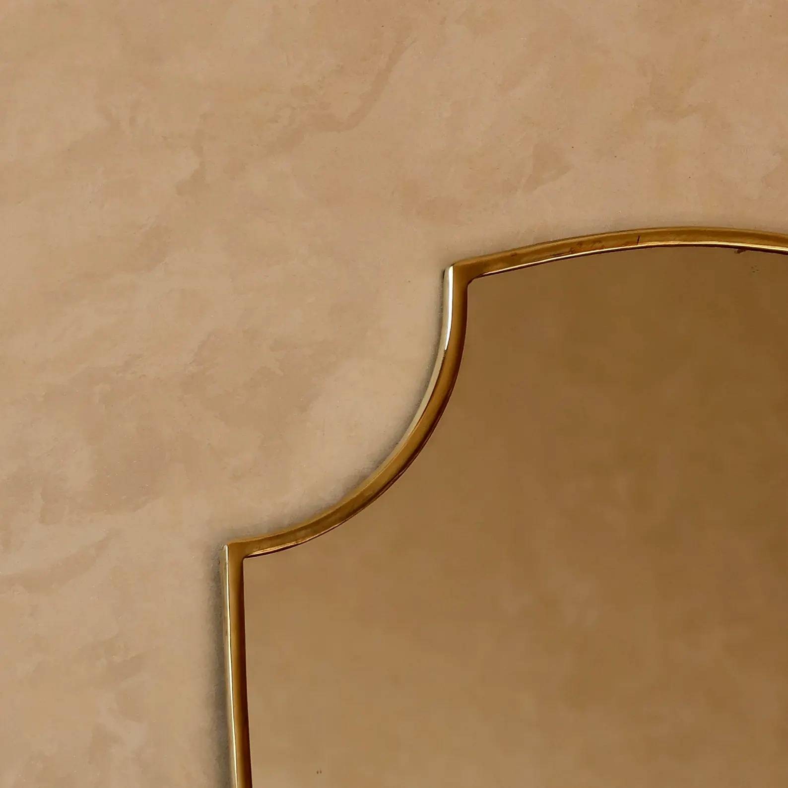 Farah Freeform Brass Wall Mirror editorial detail